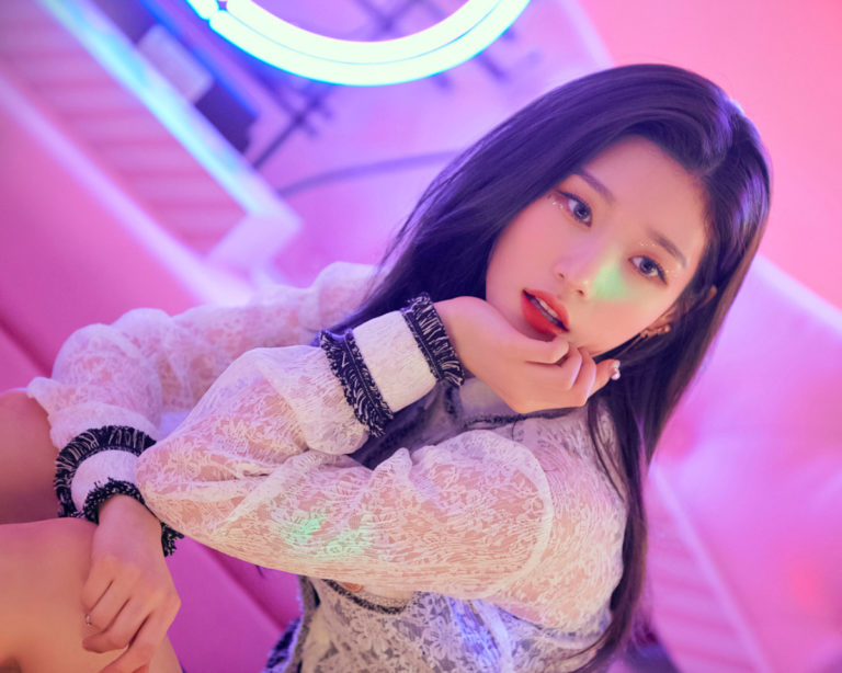 Jung Chae Yeon z DIA ucierpiała na planie „The Golden Spoon”