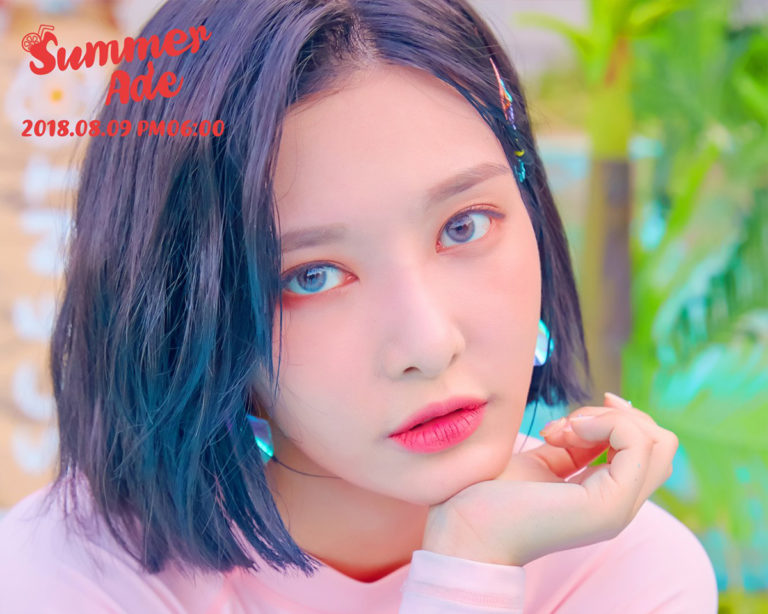 Była członkini DIA dzieli się zdjęciami ślubnymi