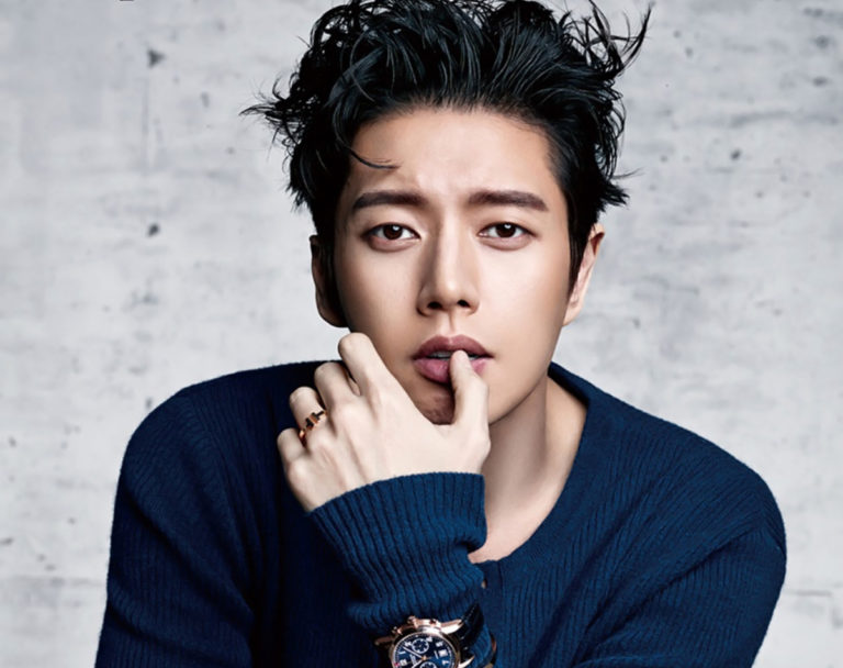 Park Hae Jin podpisuje kontrakt z Artist Company