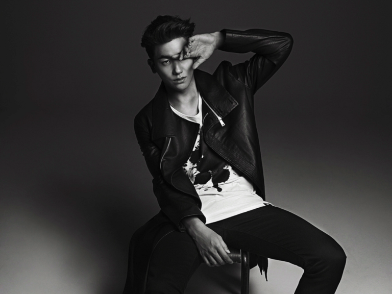 Park Hyung Sik oficjalnie zwolniony z wojska!