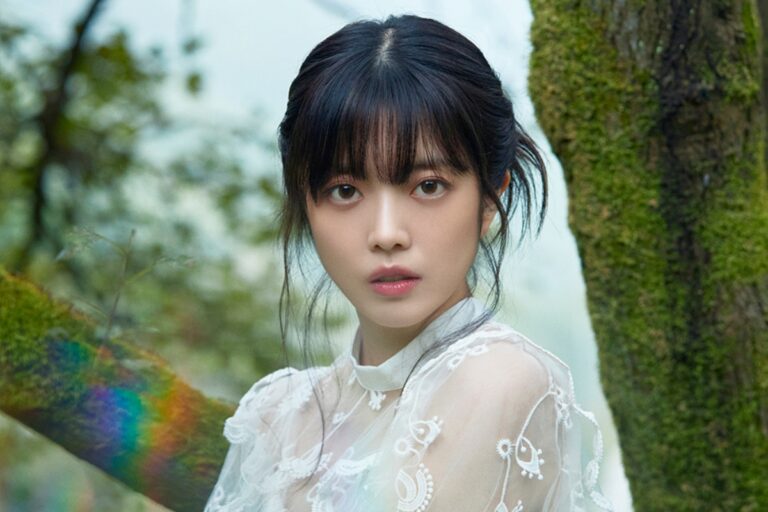 Ji Soo Yeon z Weki Meki podpisała ekskluzywny kontrakt z Bomnal Entertainment