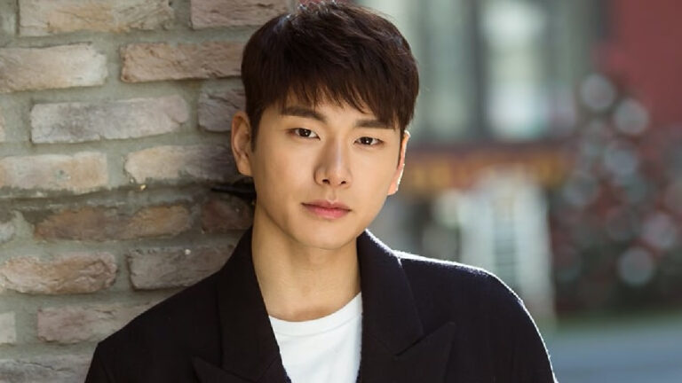 Lee Yi Kyung podpisuje kontrakt z nową agencją