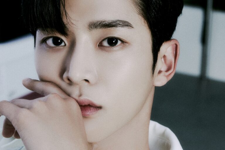 Rowoon wywołuje szok swoim wyglądem w nowej dramie