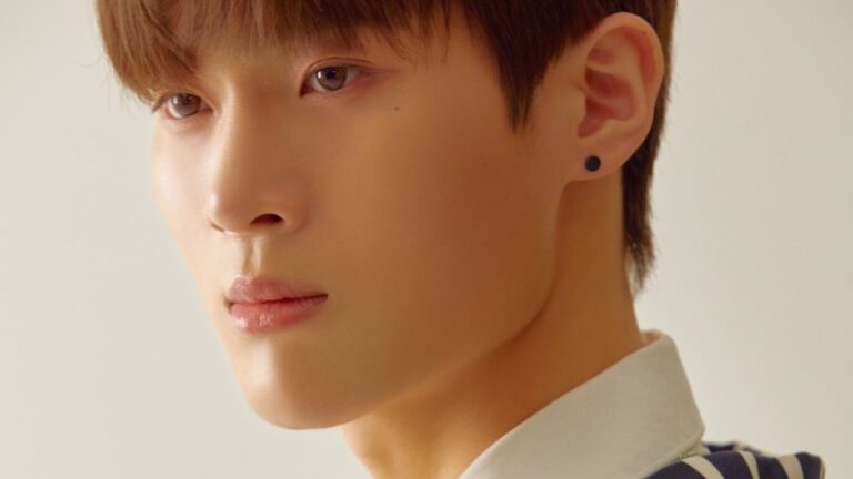 CHANYOUNG (HAWW)
