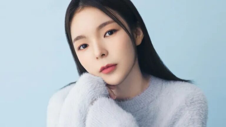 PARK JIN JOO