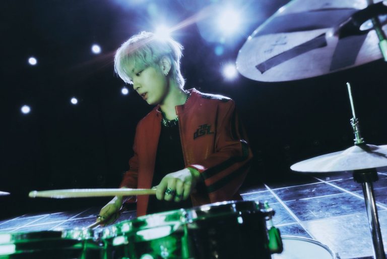 JUNGMO (CATCH THE YOUNG)